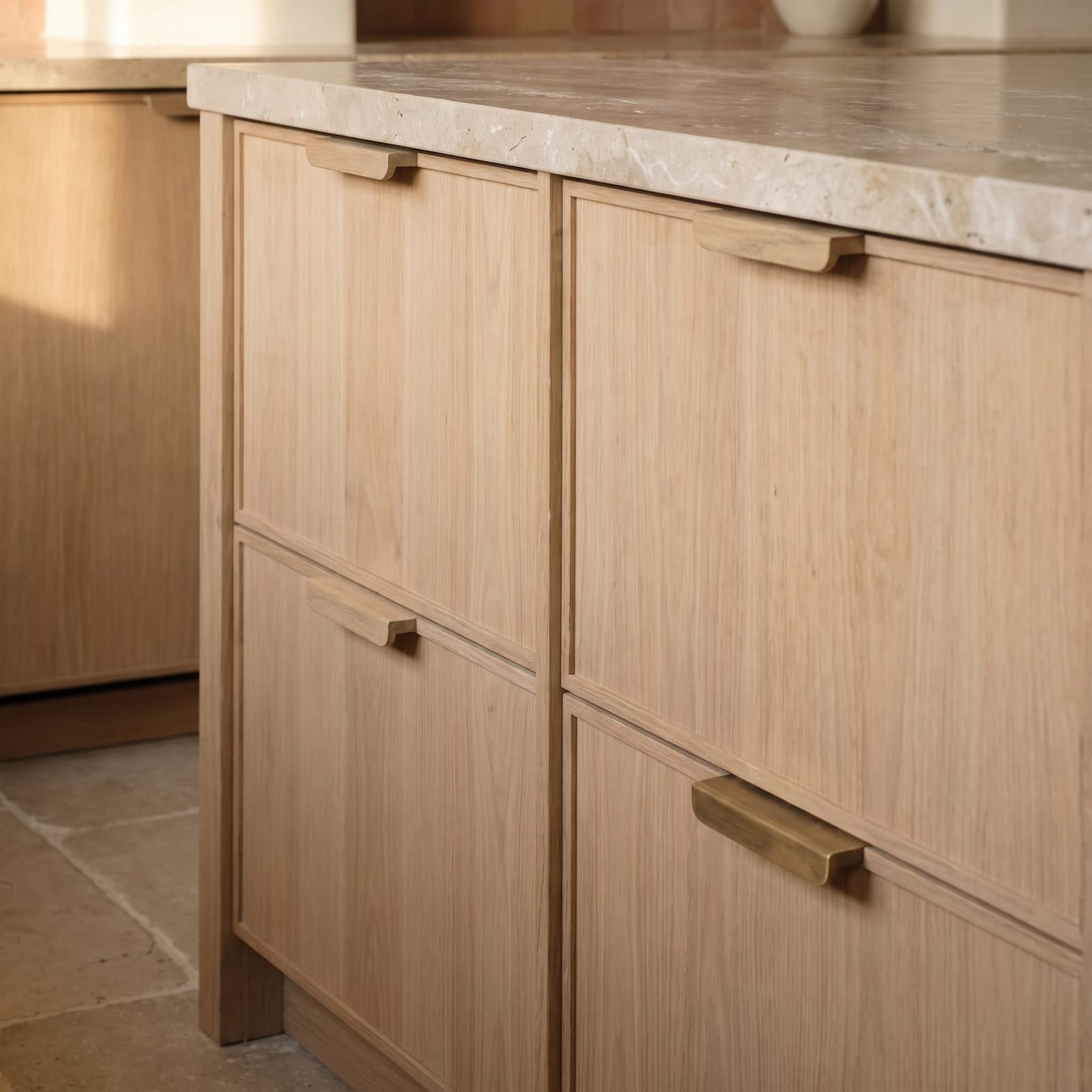 Oak Cabinet Handle: Soft Rounded Edge